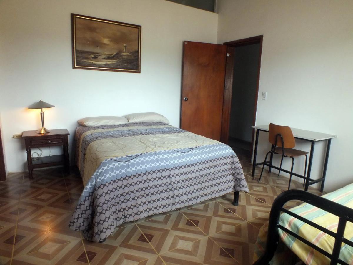 Quito Eco Lodge Airport - B&B Tababela Extérieur photo